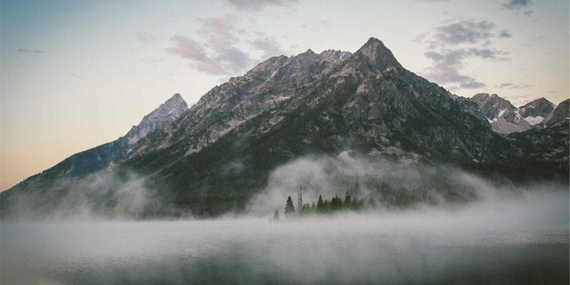 Čínská ekonomika zpomaluje více než se čekalo