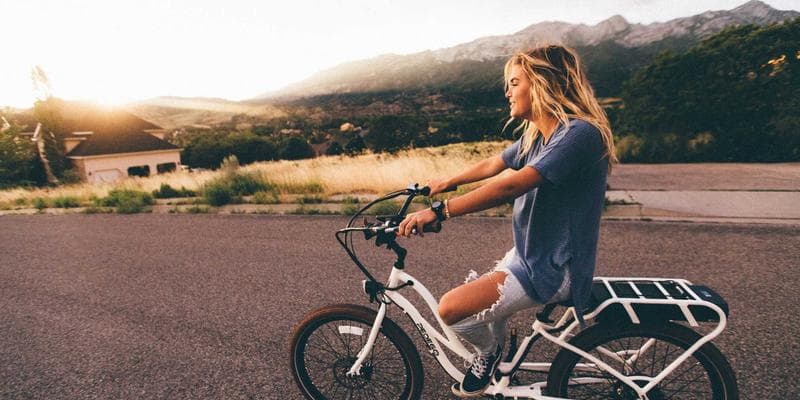 Evropské akcie zahájily obchodování v zeleném