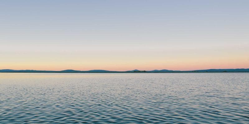 Dividendová sezóna začíná, komu se vyplatí investovat