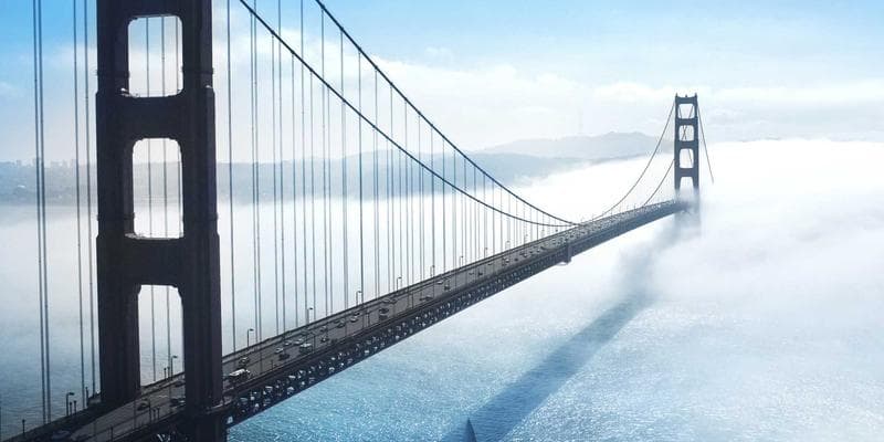 Analytici doporučují nákup akcií Erste Bank