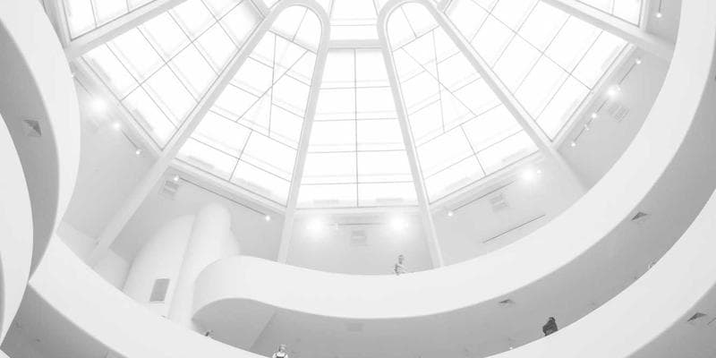 Cena ropy Brent klesla pod 80 dolarů za barel