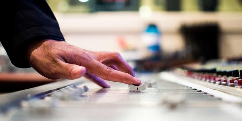 Deutsche Bank zvyšuje cílovou cenu pro Monetu