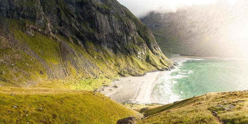 Zlatá horečka pokračuje, cena překonala 2000 USD