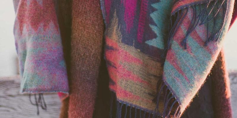 Cena ropy Brent klesla pod 80 dolarů za barel