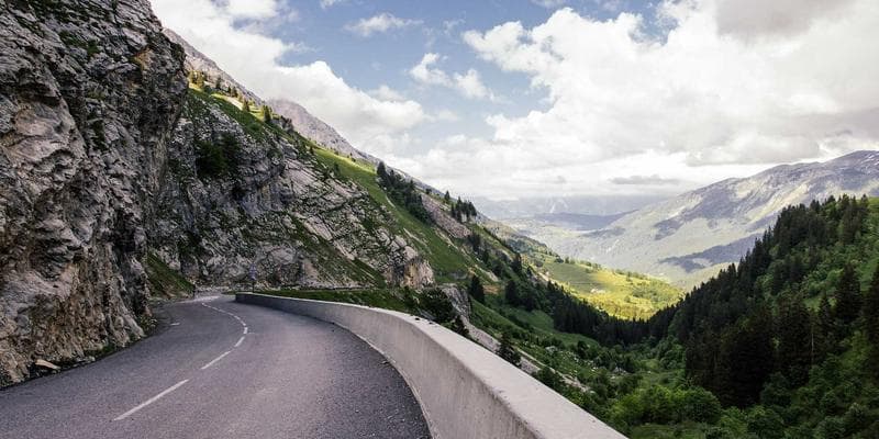 Čínská ekonomika zpomaluje více než se čekalo
