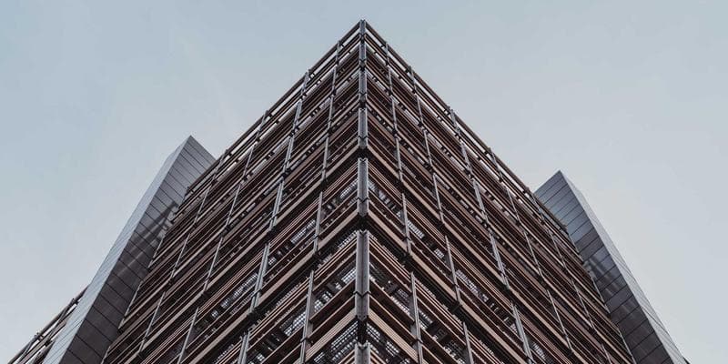 Dividendová sezóna začíná, komu se vyplatí investovat