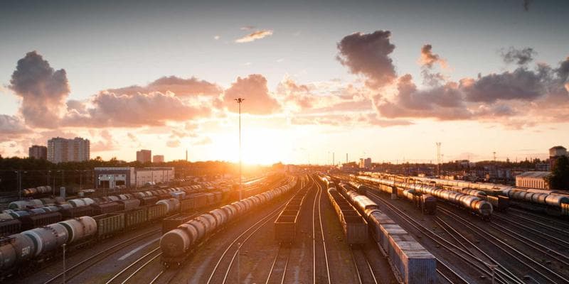 Dividendová sezóna začíná, komu se vyplatí investovat