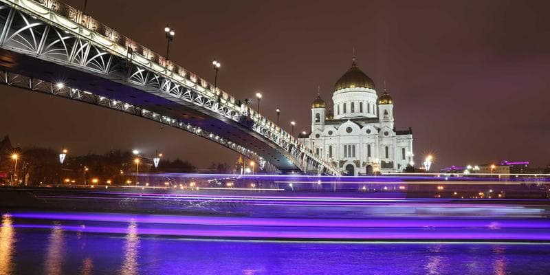 Evropské akcie zahájily obchodování v zeleném