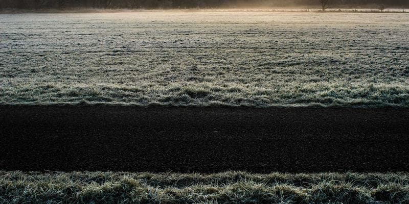 Koruna posílila vůči euru na 24,50 CZK/EUR